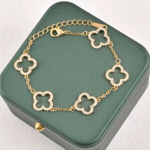 Gold Diamond Clover Bracelet